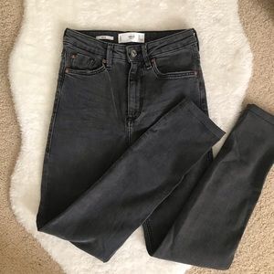 MANGO faded black jeans✨